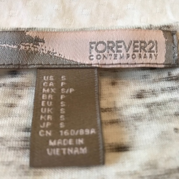 MARLED V-NECK WITH BLACK POCKET LONG SLEEVE - Picture 2 of 3